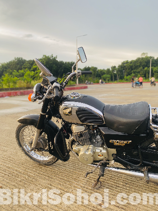 Benly CD125cc